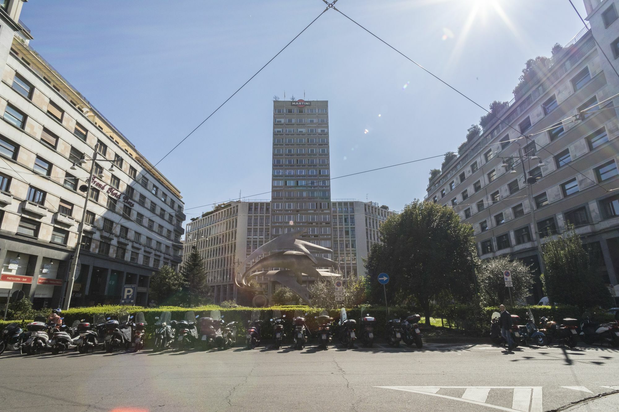 Hemeras Boutique Homes - Design Apartments Near Duomo Cathedral Milan Exterior photo